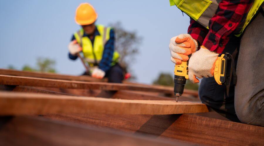 Expert tile roof repair services in Astor, FL